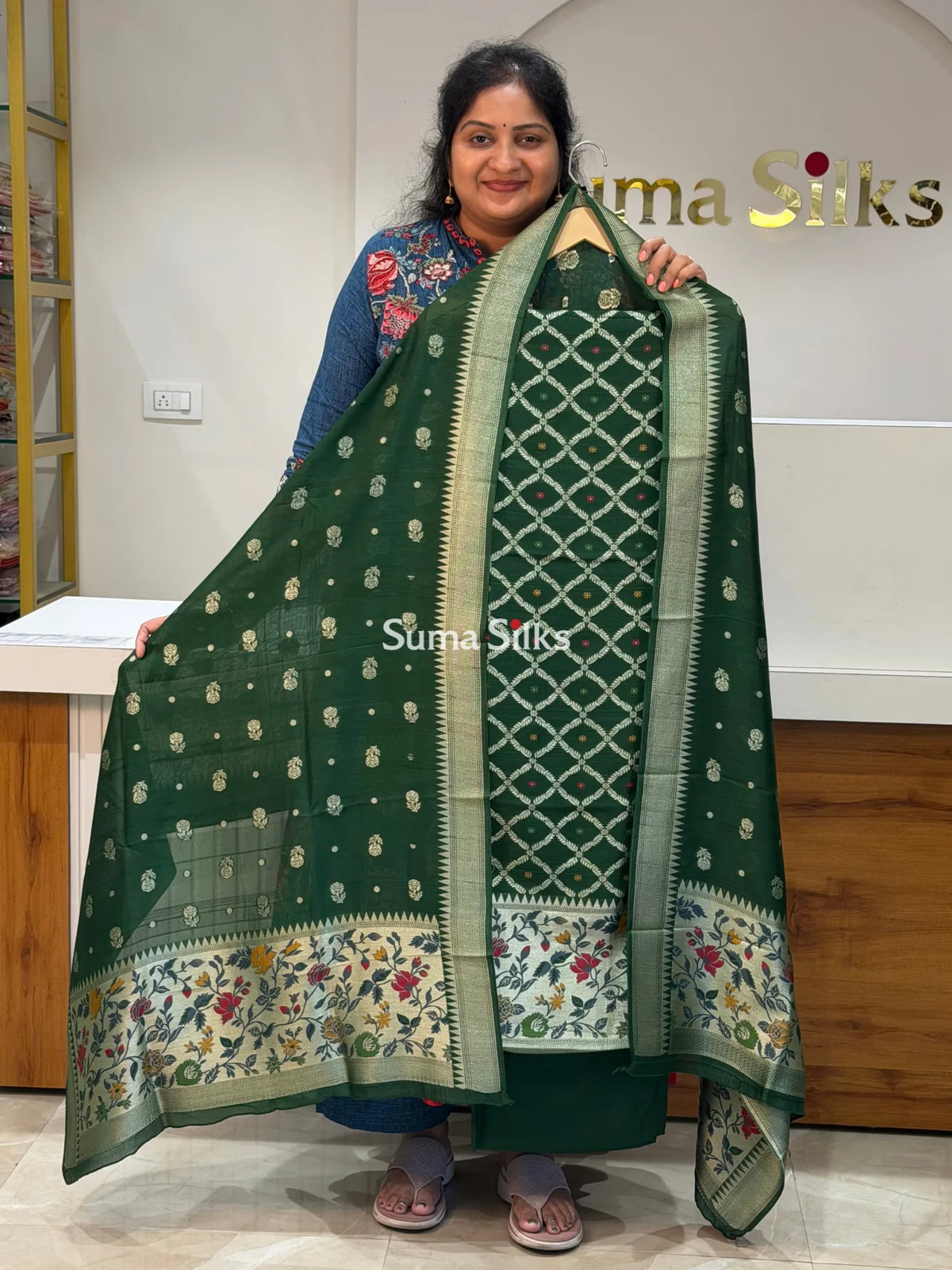 Banarasi Moonga Tussar Paithani Bottle Green Color