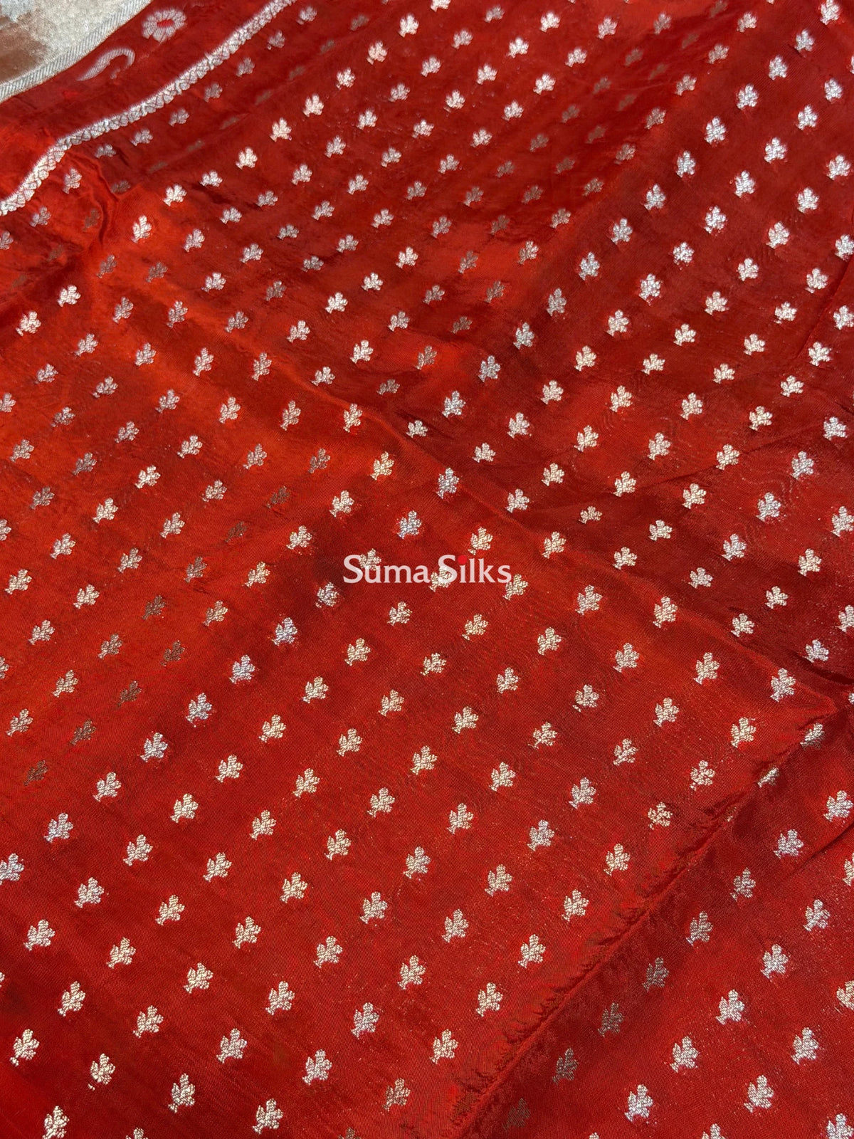Chinniya Silk Saree Red Color