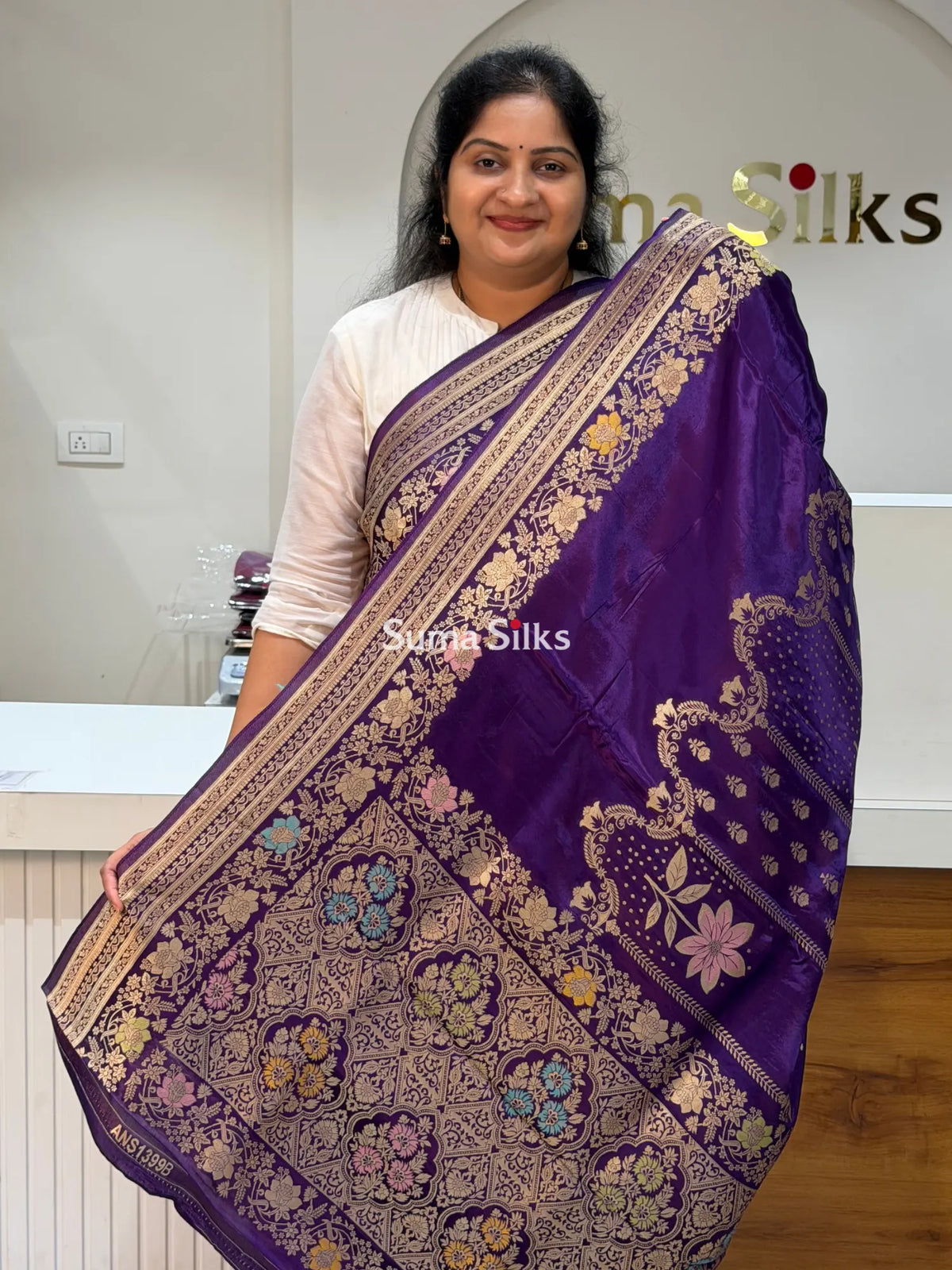 HO Crepe Silk Saree Center Design Purple Color