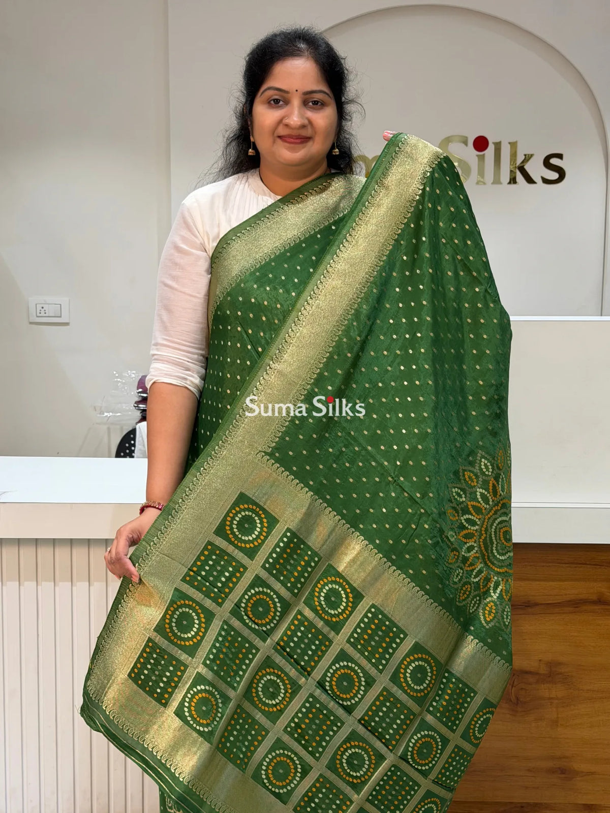 HO Crepe Bandhani Saree Bottle Color