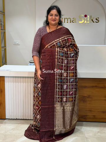 Moonga Crepe Patola Checks Border Saree Wine Color