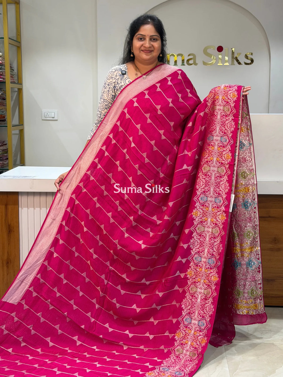 Moonga Crepe Silk Saree Pink Color