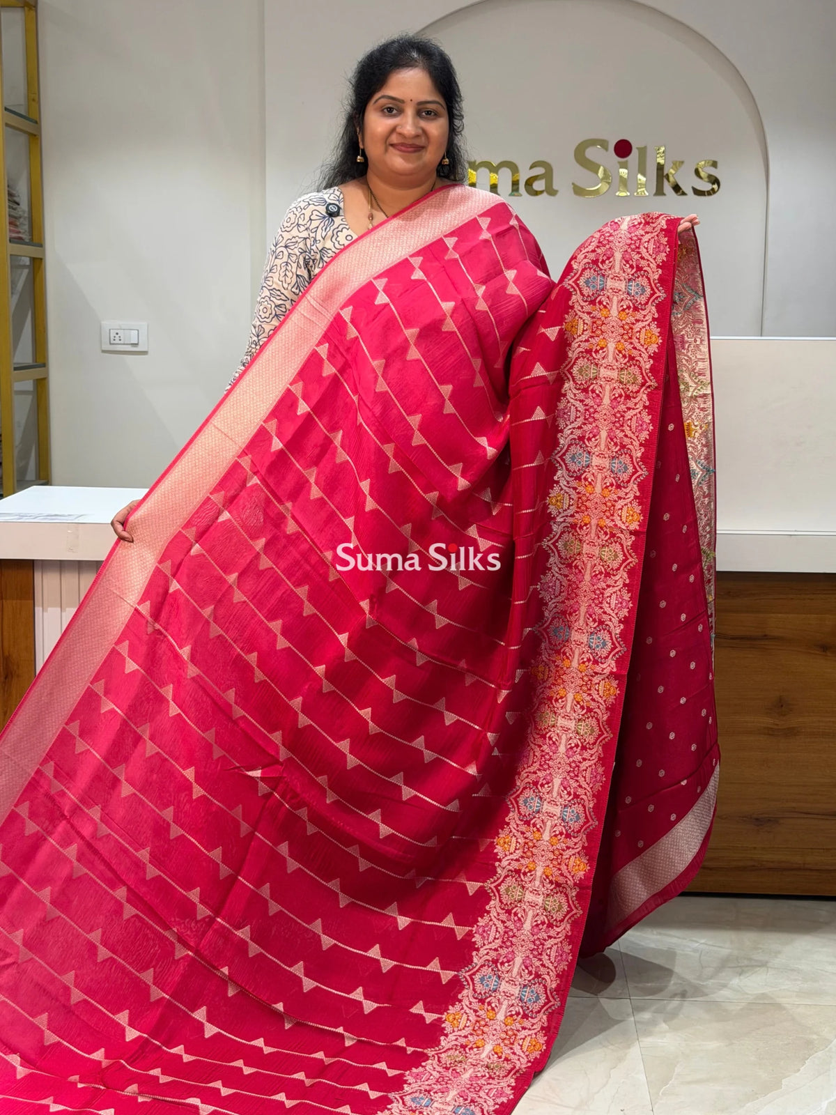 Moonga Crepe Silk Saree Red Color
