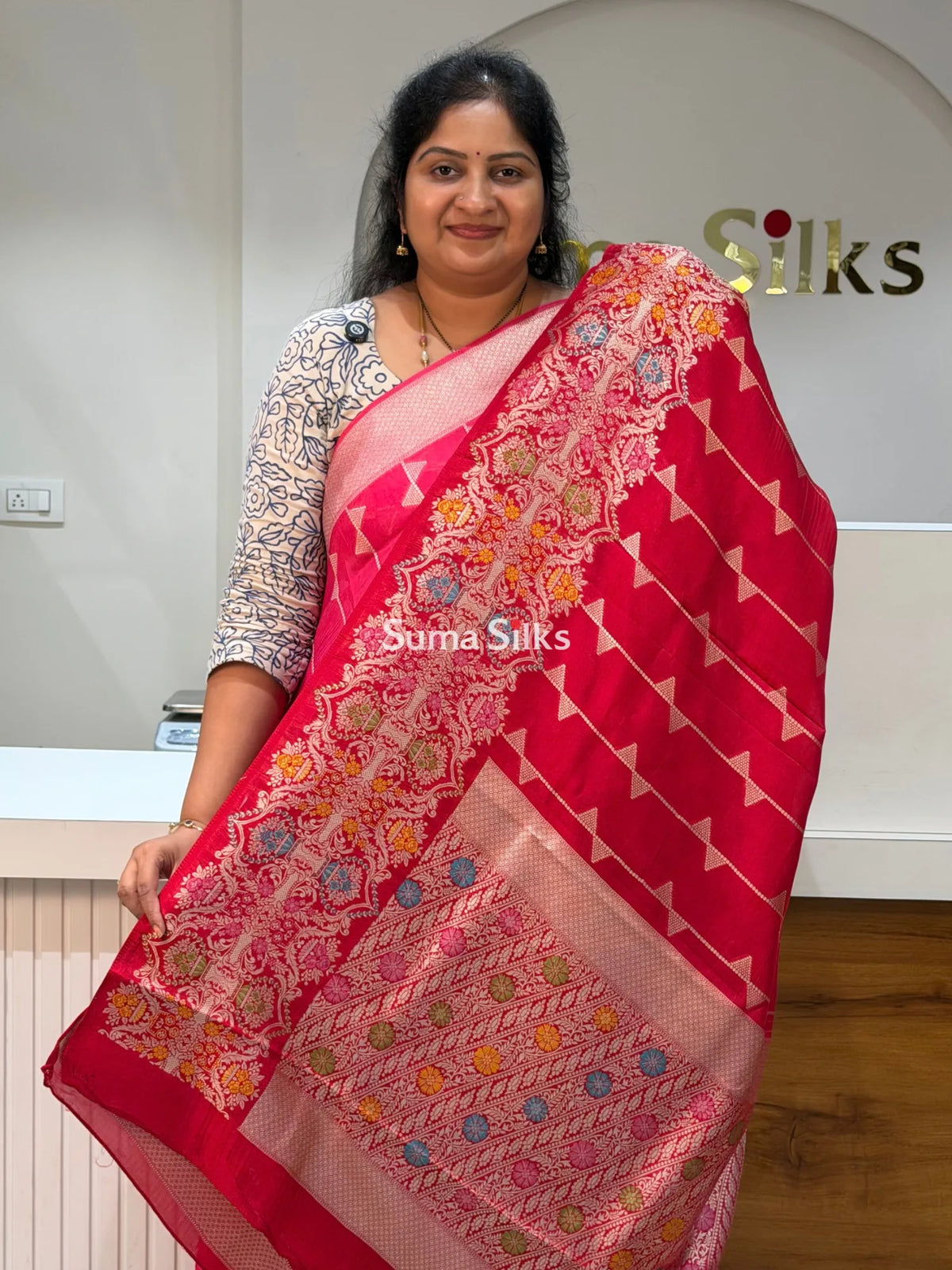 Moonga Crepe Silk Saree Red Color