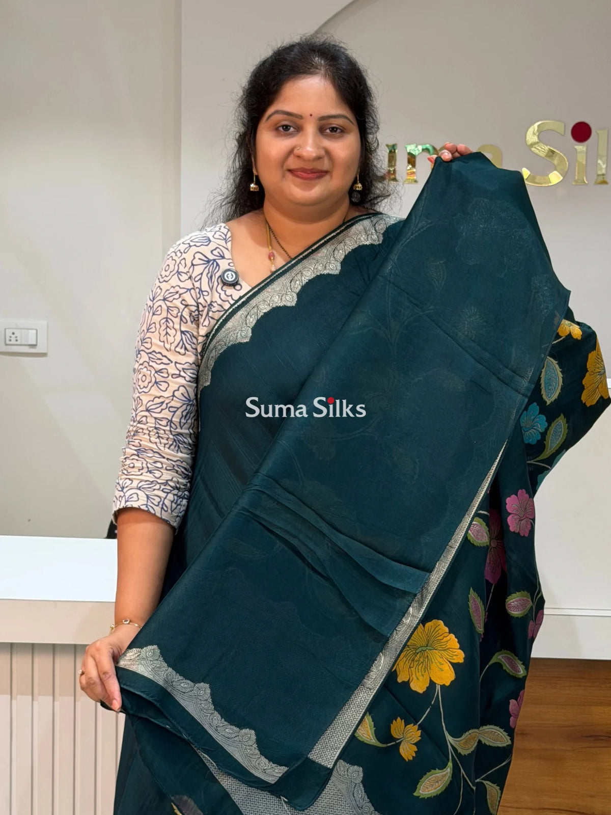 Moonga Tussar Scalap Border Bottle Green Color