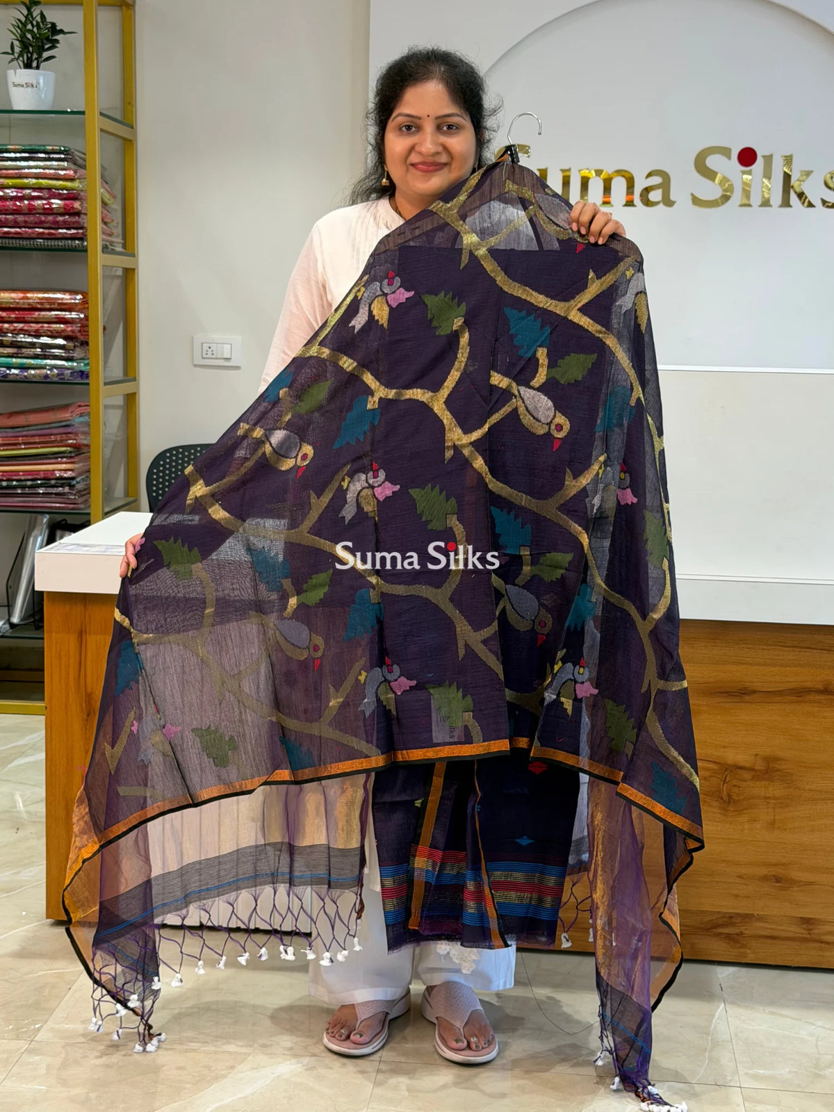 Muslin Jamdani Allover Diamnod Motifs Top with Birds Dupatta Jammun Color