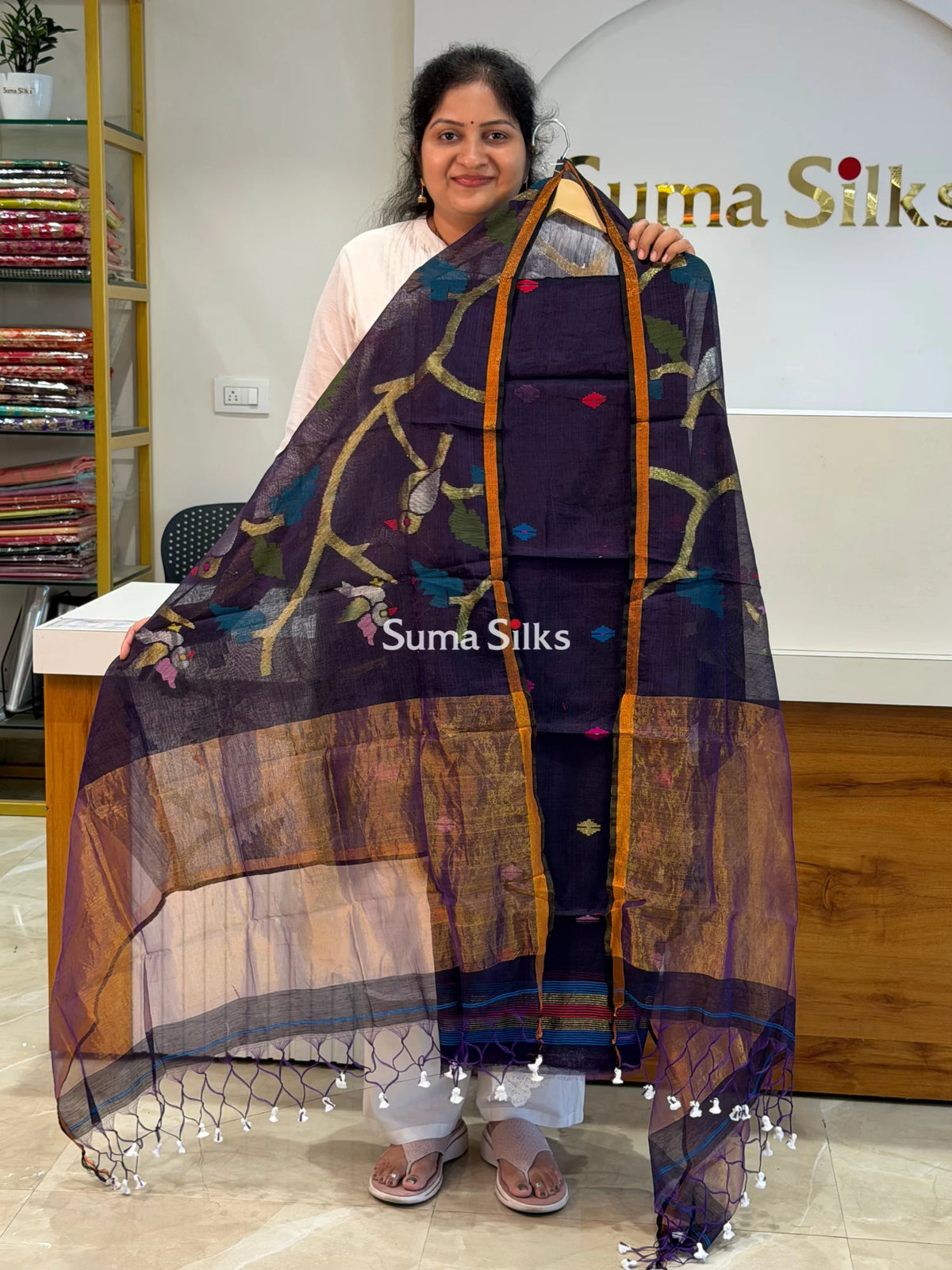 Muslin Jamdani Allover Diamnod Motifs Top with Birds Dupatta Jammun Color