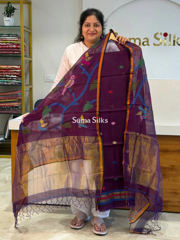 Muslin Jamdani Allover Diamnod Motifs Top with Birds Dupatta Wine