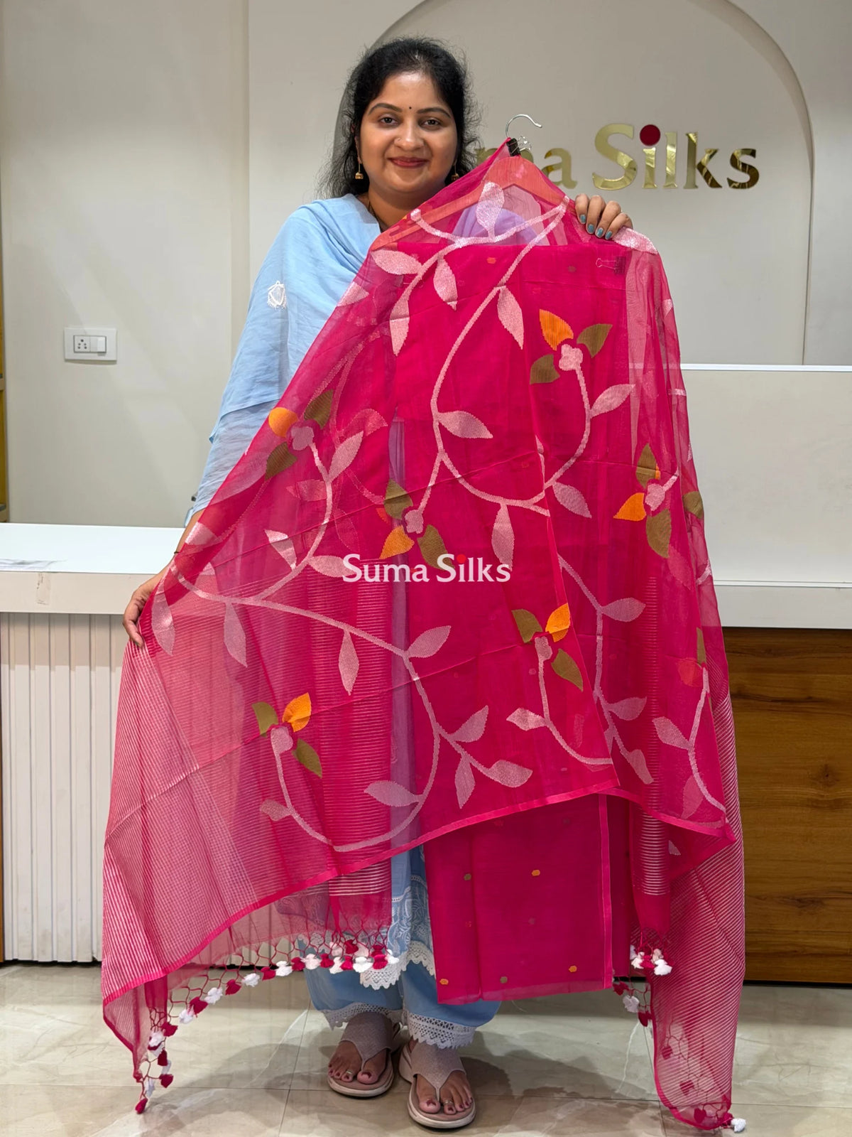 Muslin Jamdani Allover Dupatta Pink Color