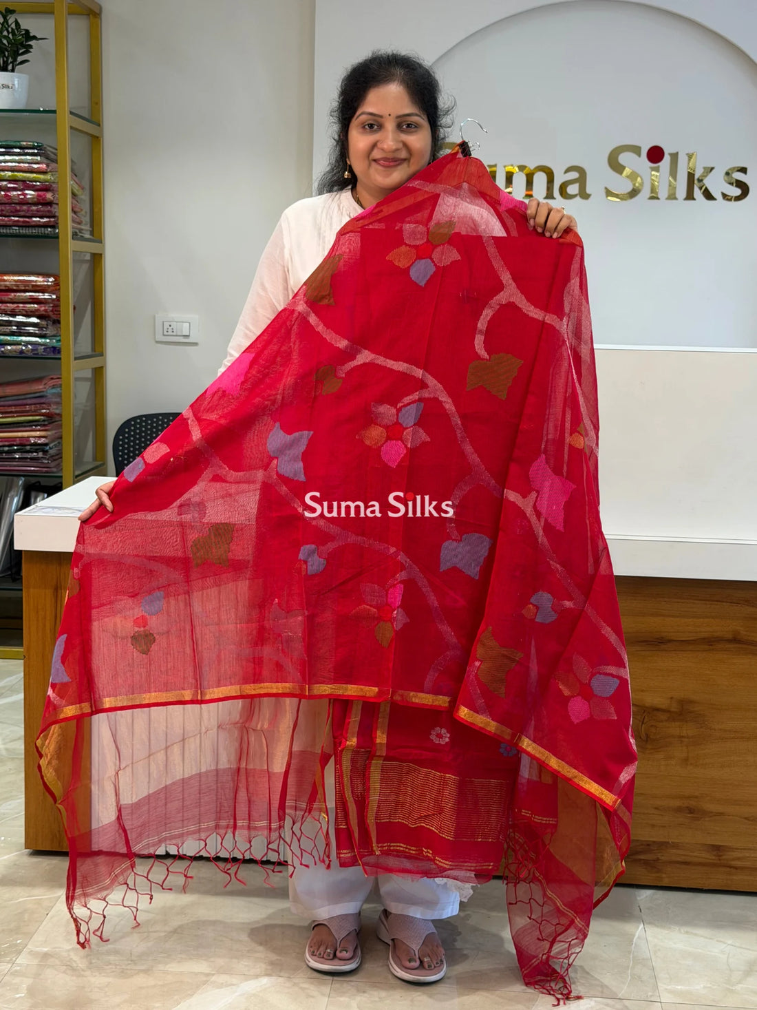 Muslin Jamdani Allover Floral Dupatta Red