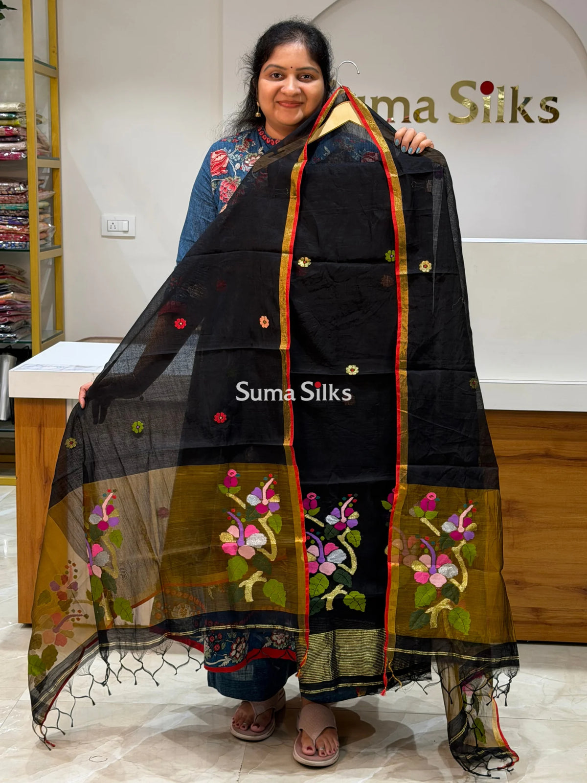 Muslin Jamdani Daman Hibiscus Design Black Color