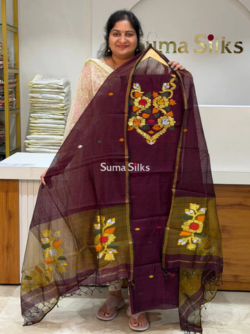 Muslin Jamdani Flower Neck Pattern Snuff Color