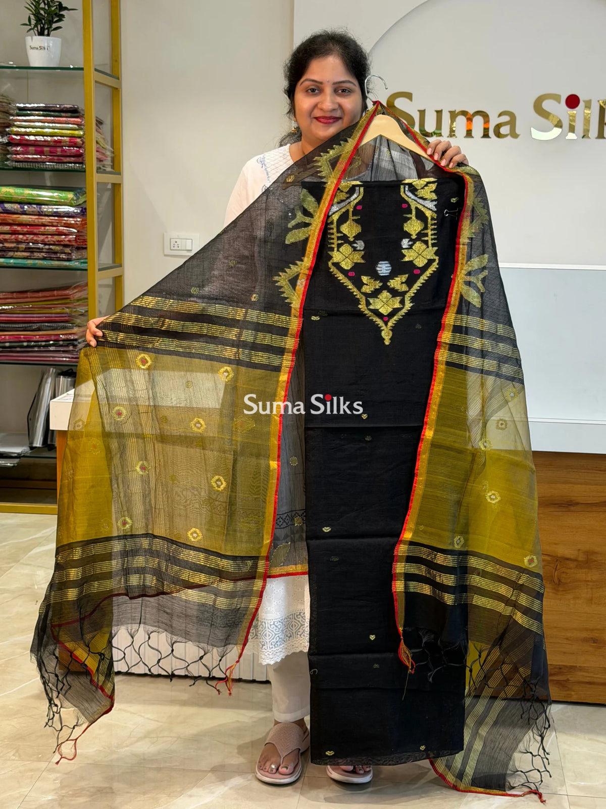 Muslin Jamdani Neck Pattern