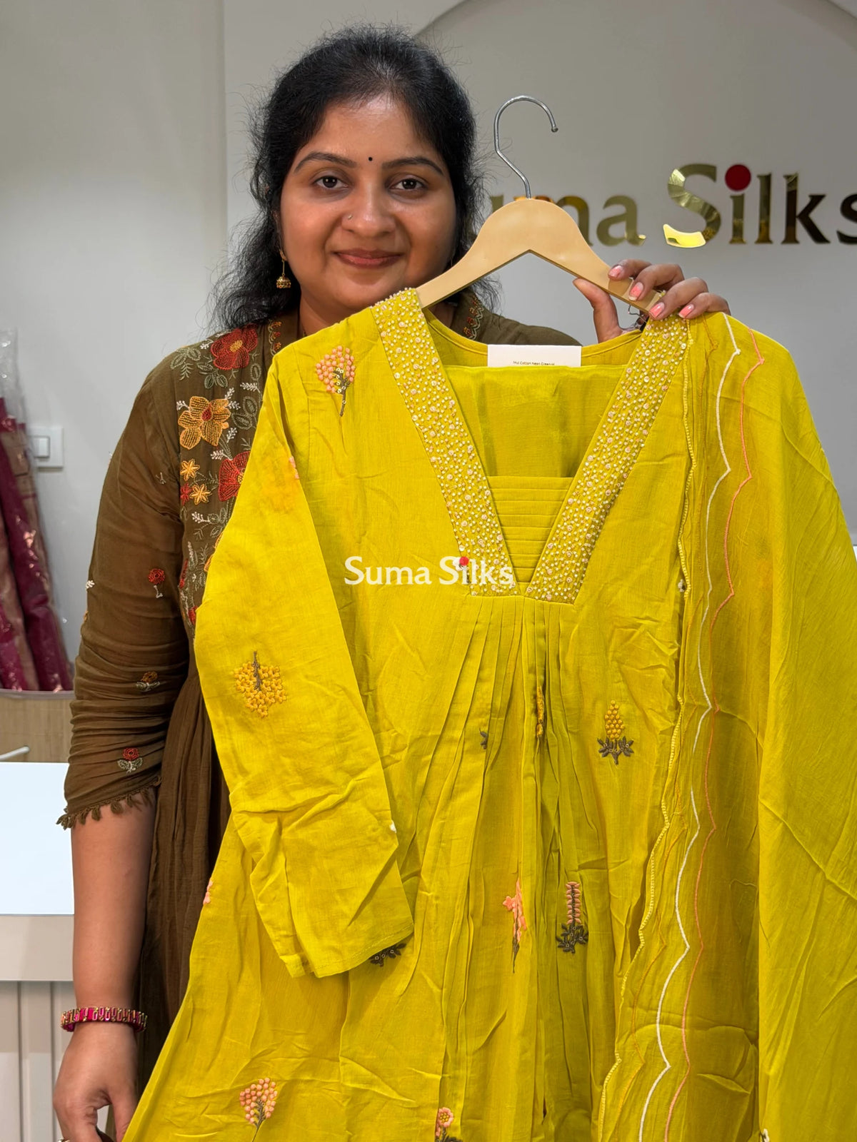 Pure Mulchanderi Suit Set