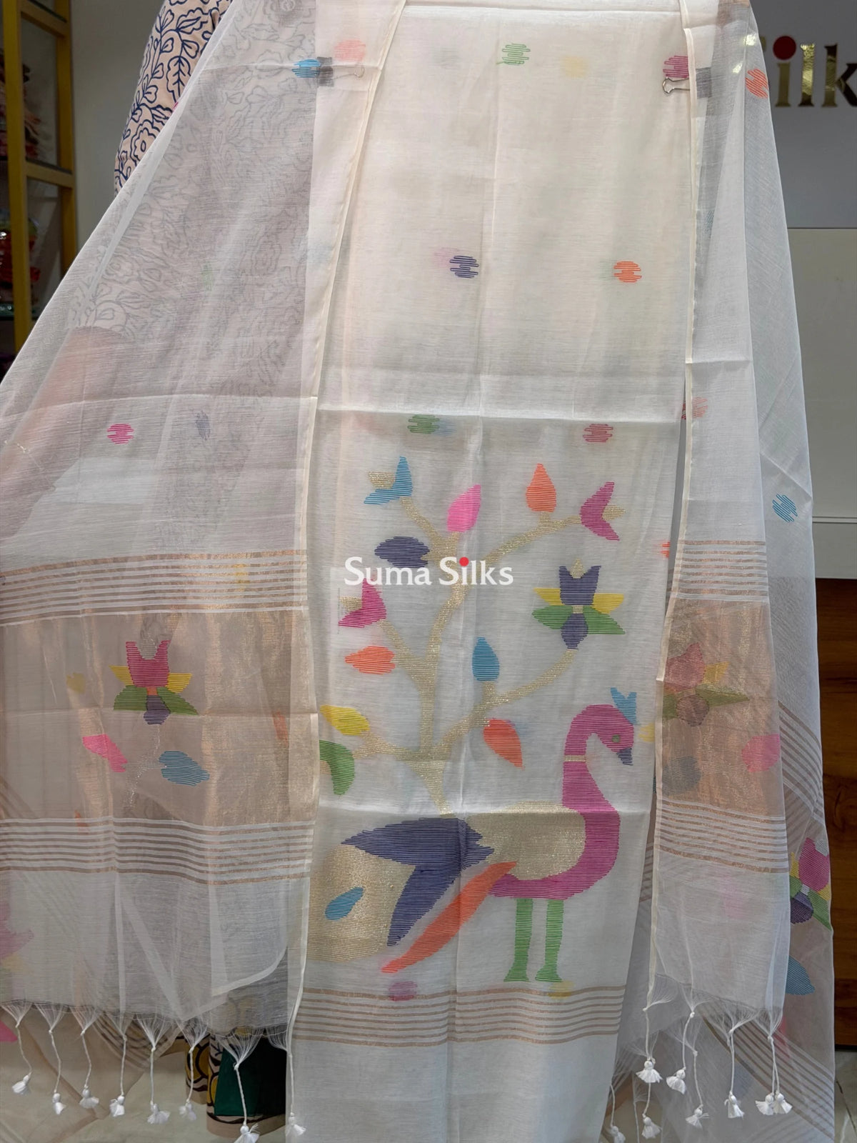Pure Muslin Jamdani Peacock Daman Pattern White Color