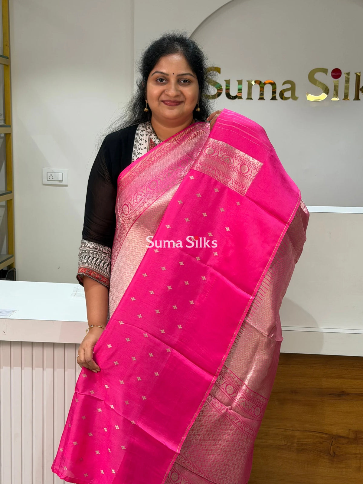 Tissue Temple Design Weaving Pink